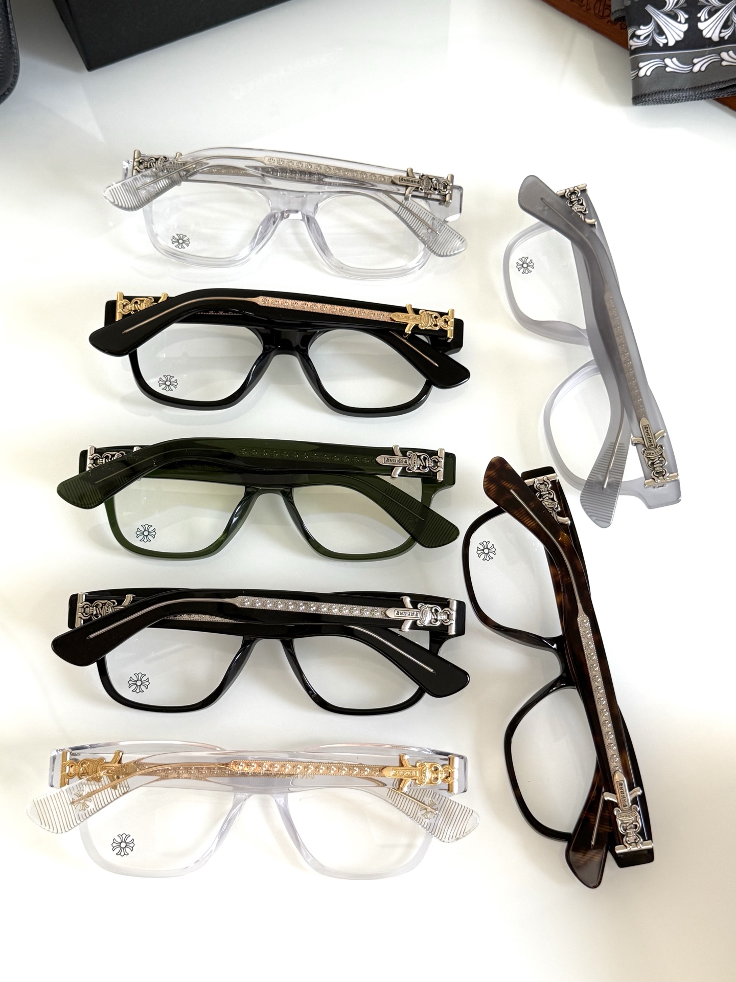 顶级原版定制款！每副都有独立编码 CHROME HEART 高奢系列 眼镜界艺术精品 意大利厚料精工制作