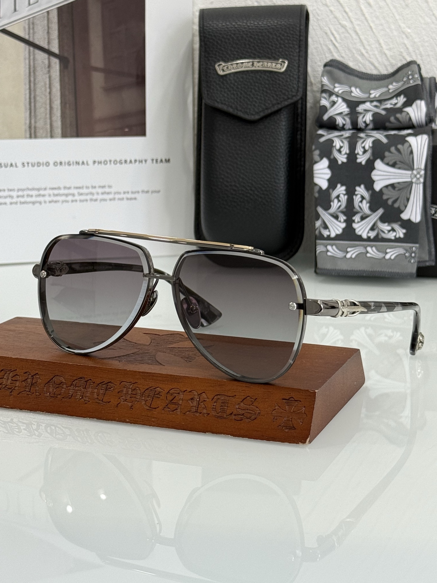 NEW 轻奢款 重量级新品墨镜🕶️CHROME HEART CH8238SIZE：63-12-149