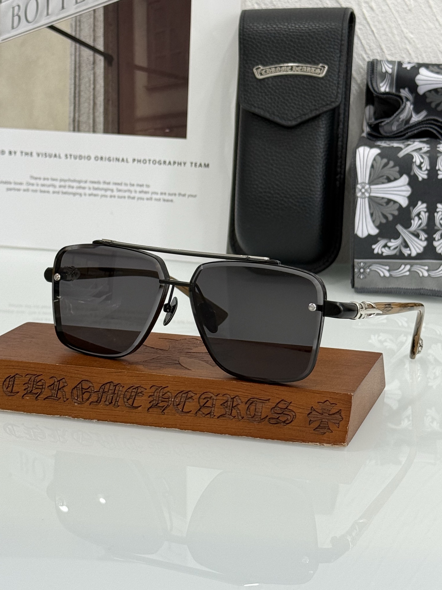 NEW 轻奢款 重量级新品墨镜🕶️硬汉方型设计 CHROME HEART CH8239SIZE：62-1