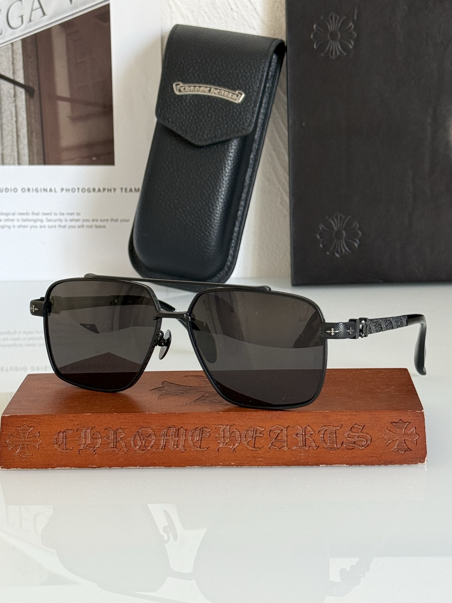 新款太阳镜🕶️ CHROME HEART立体图纹纯钛镜腿 大气时尚CH8309 SIZE：61-15-1