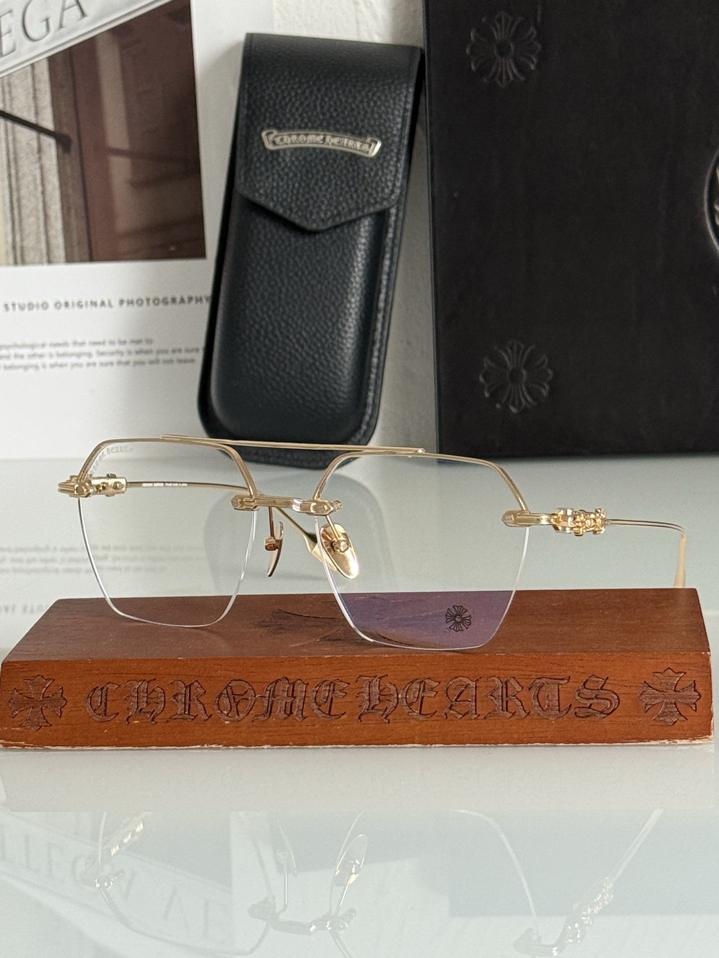 CHROME HEART原版复刻！蔡司镜片 十字花精雕螺丝 高级感拉满！半框美学 拒绝千篇一律 多边形造