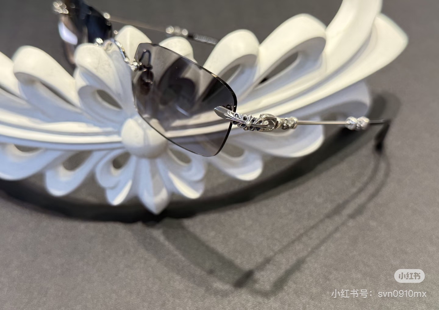 经典无框墨镜 热门款！银色 可遇不可求  高版本！细节拉满 PILLS III Size:55口20-144 