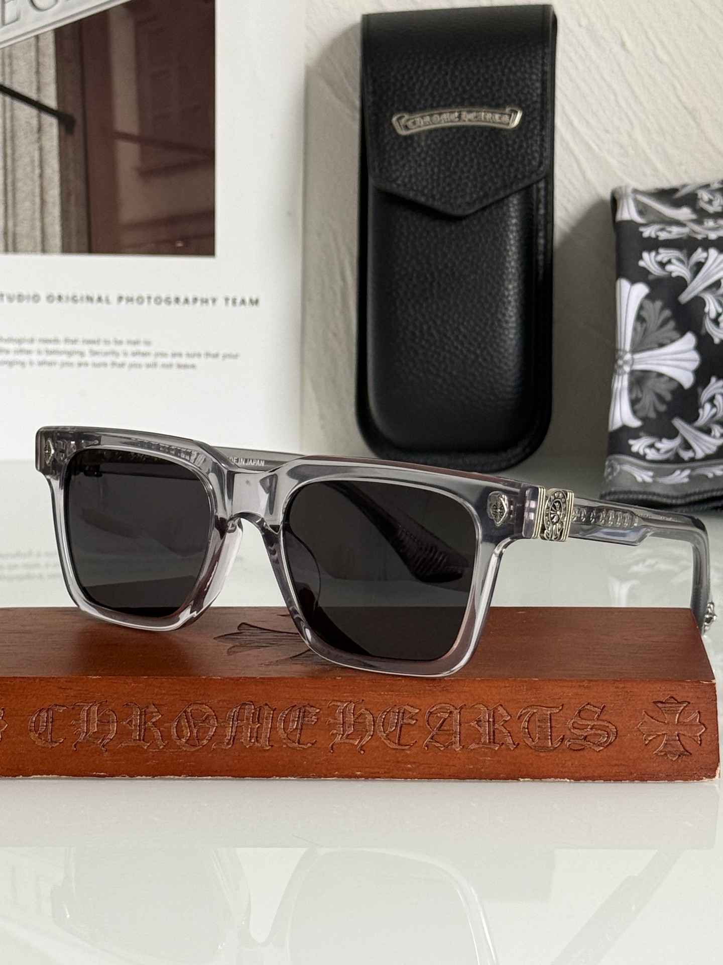 2026抢先版❗️CHROME HEART原版复刻➕蔡司镜片 每副都有独特立编码罕见(马蹄扣)装饰镜腿前