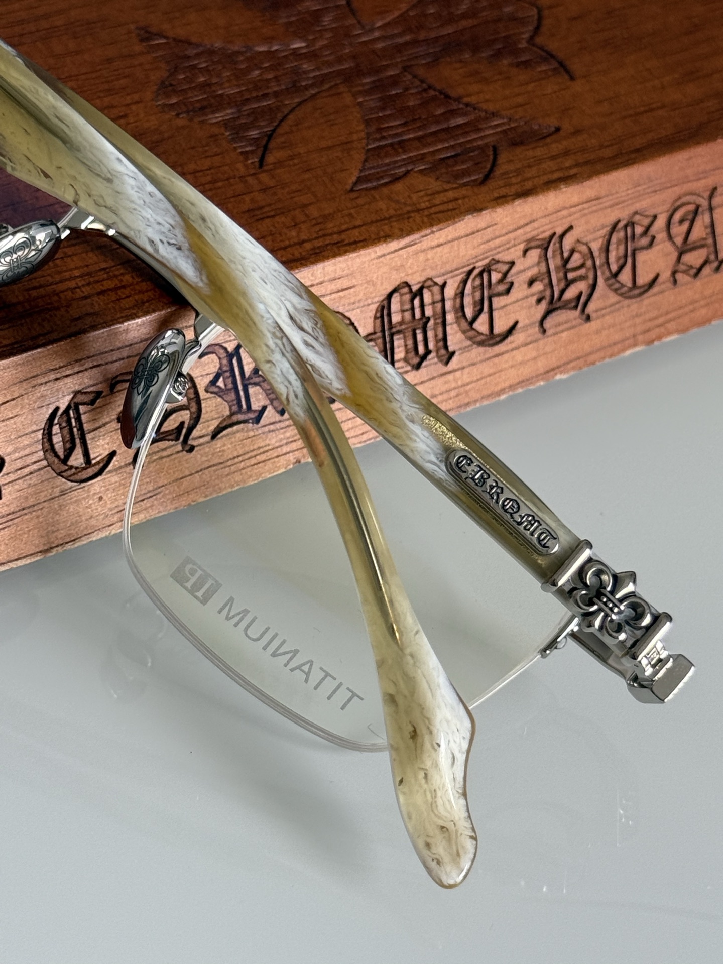 高档纯钛眼镜‼️CHROME HEART方正百搭款 厚边钛设计质感满分镜腿全部采用意大利进口板材制造高级