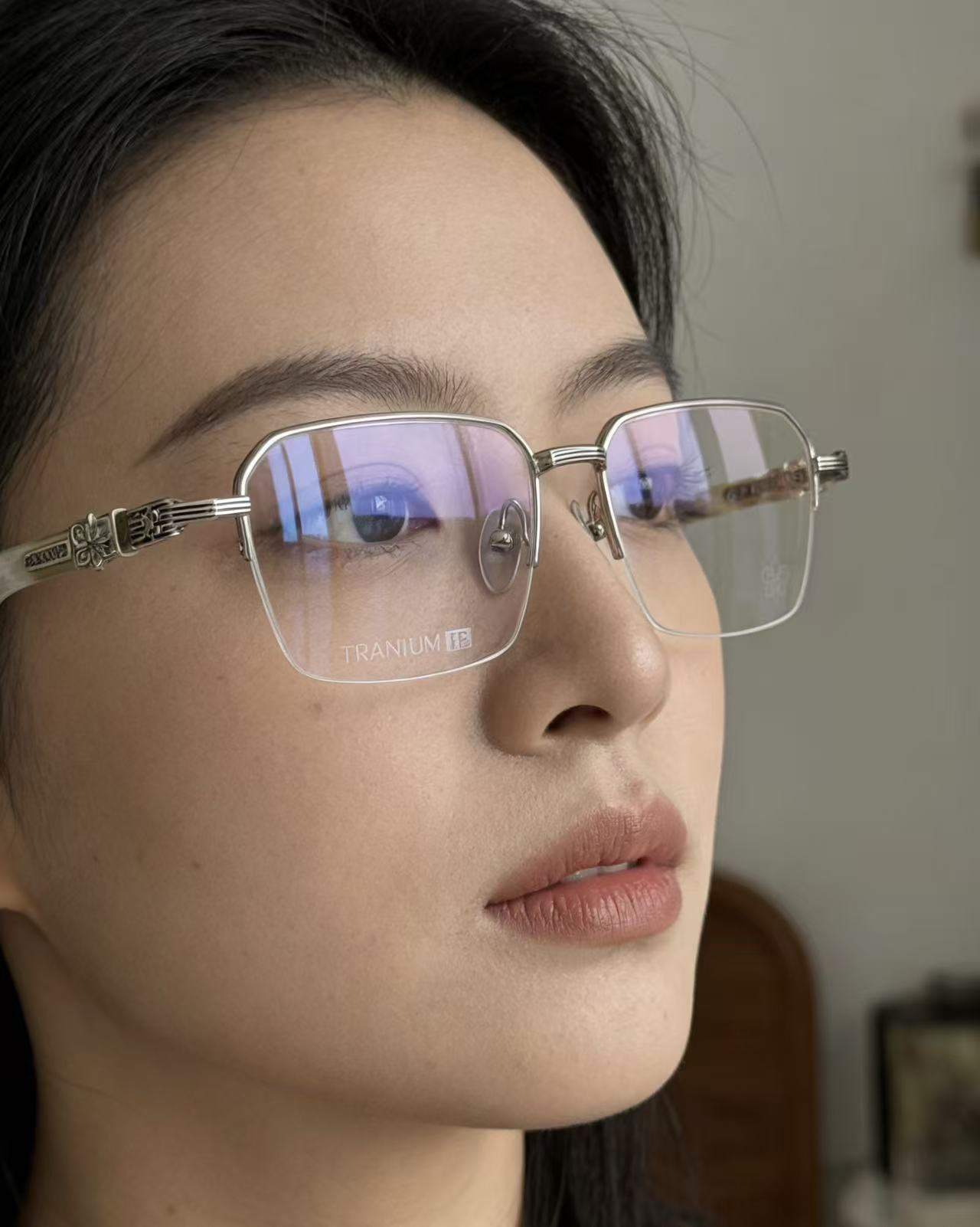 高档纯钛眼镜‼️CHROME HEART方正百搭款 厚边钛设计质感满分镜腿全部采用意大利进口板材制造高级