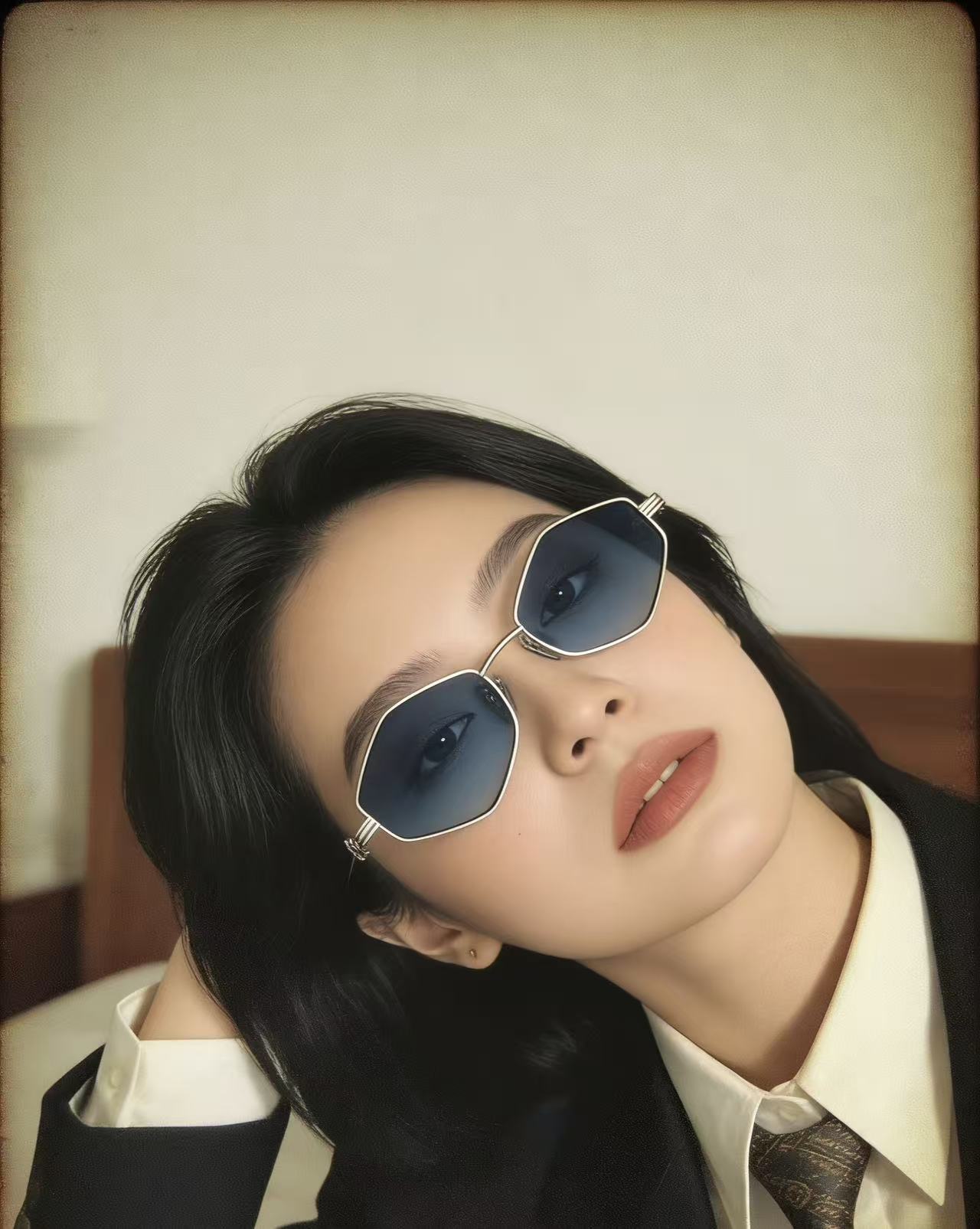 超赞👍🏿新款太阳镜🕶️ CHROME HEART立体雕刻图案➕多边框设计绝佳时尚单品推荐！CH8286S