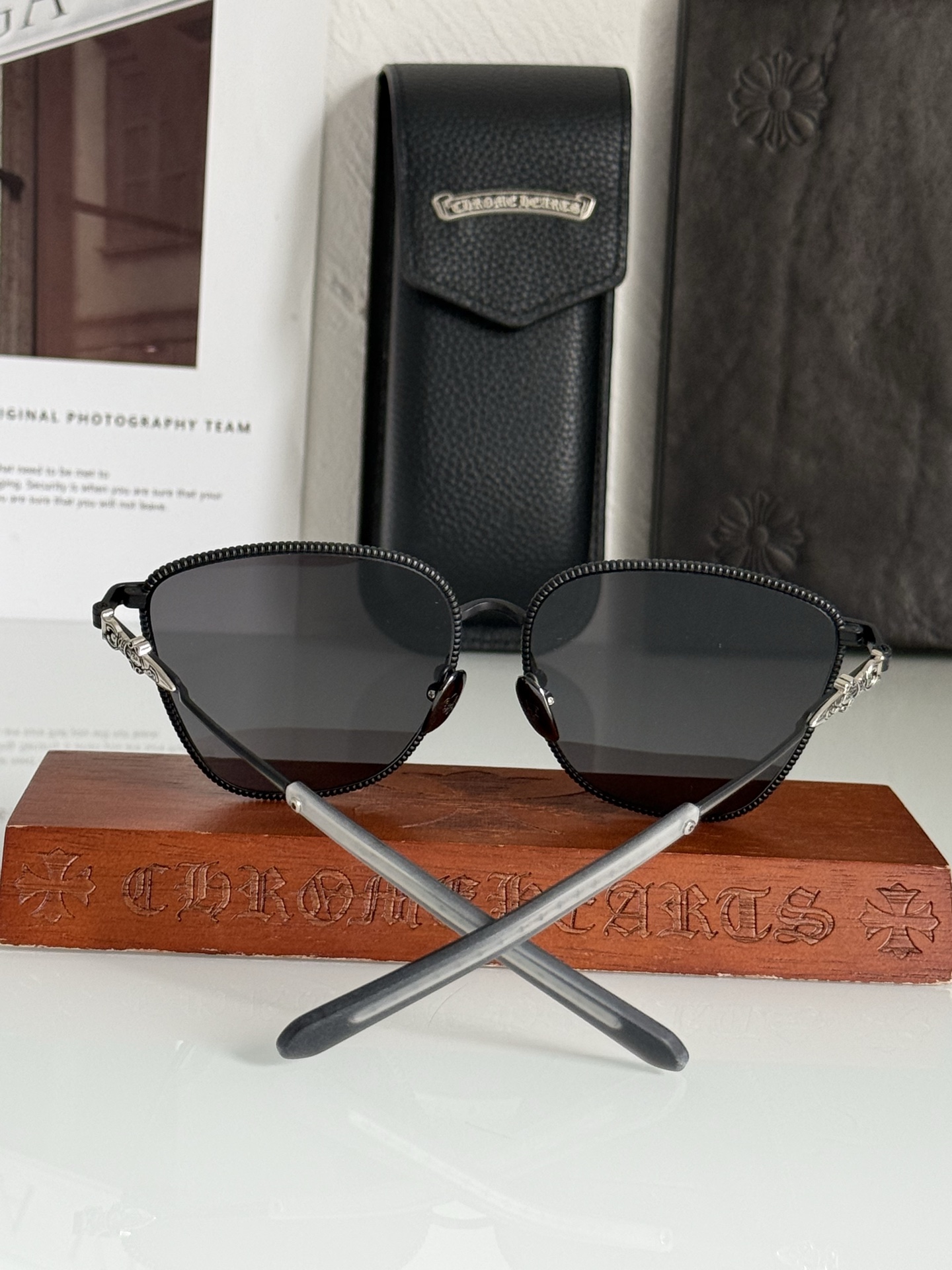 CHROME HEART 猫眼大框时尚感强烈镜框采用麻花编织设计 可配近视太阳镜 CH8104 SIZE