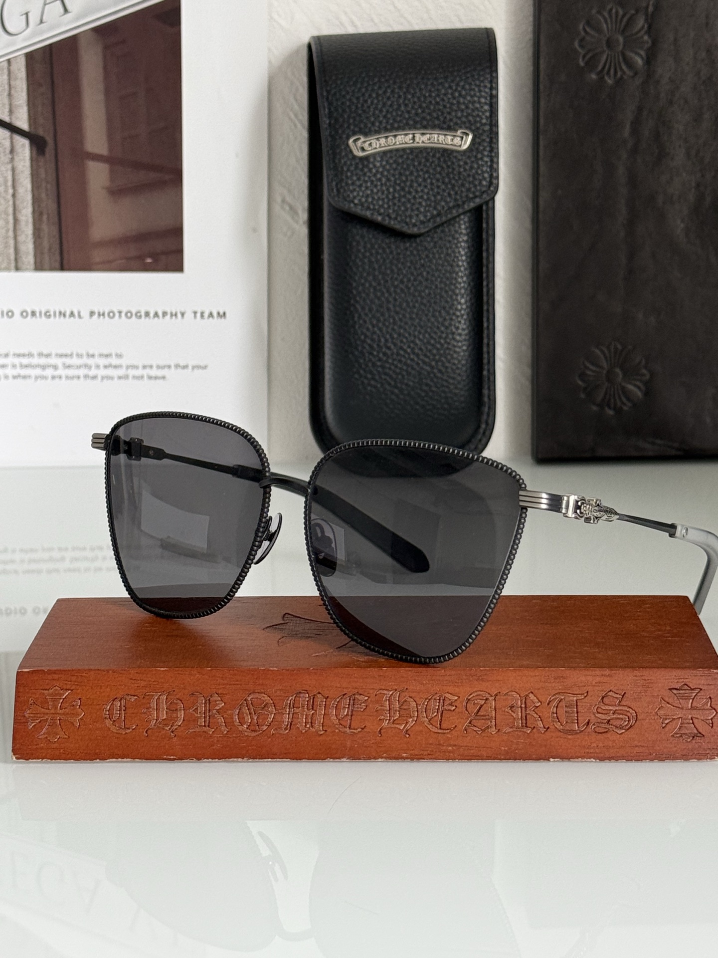 CHROME HEART 猫眼大框时尚感强烈镜框采用麻花编织设计 可配近视太阳镜 CH8104 SIZE