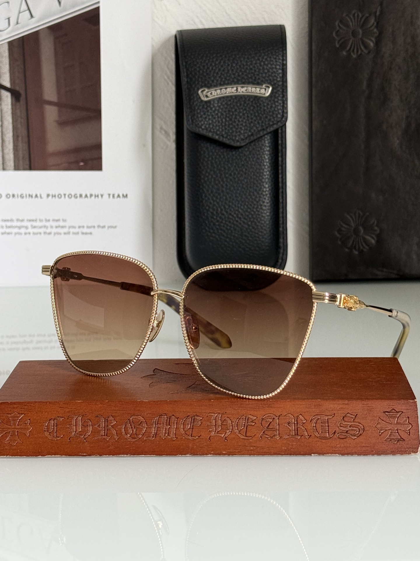 CHROME HEART 猫眼大框时尚感强烈镜框采用麻花编织设计 可配近视太阳镜 CH8104 SIZE