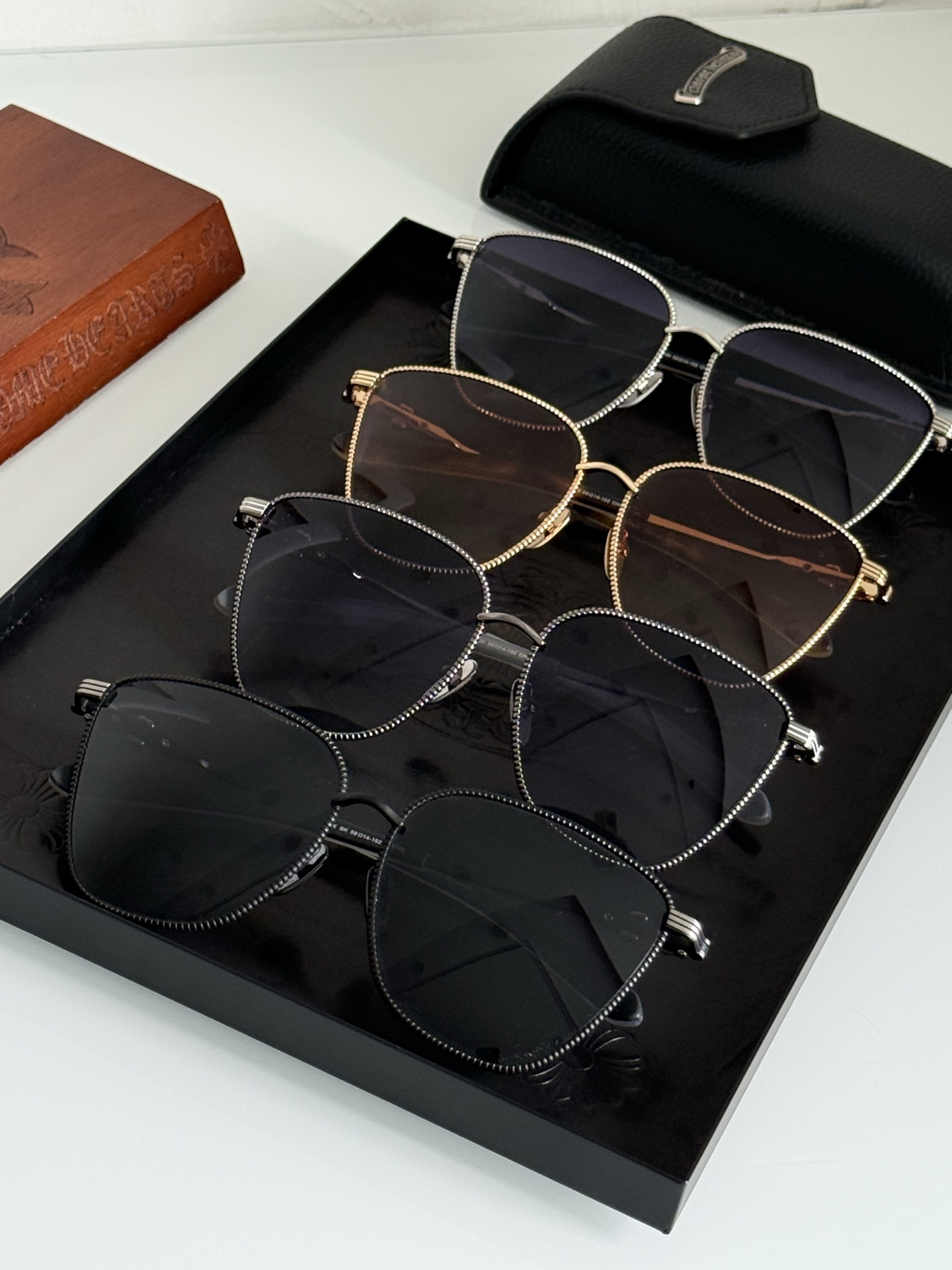 CHROME HEART 猫眼大框时尚感强烈镜框采用麻花编织设计 可配近视太阳镜 CH8104 SIZE