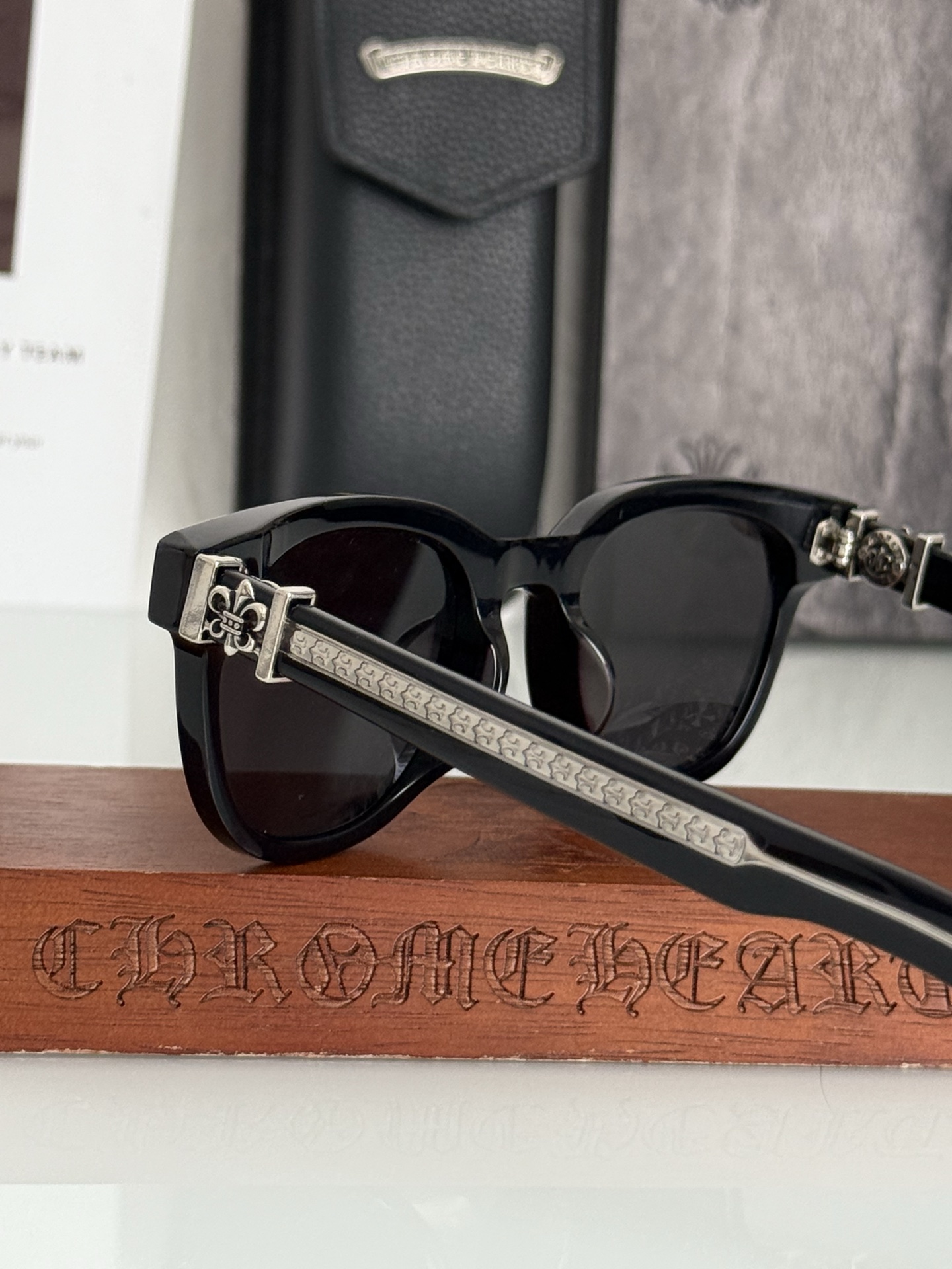 原版最新款！CHROME HEART今年必入太阳镜🕶️ 进口厚板料切割 板面立体干净 精致克罗心五金件点