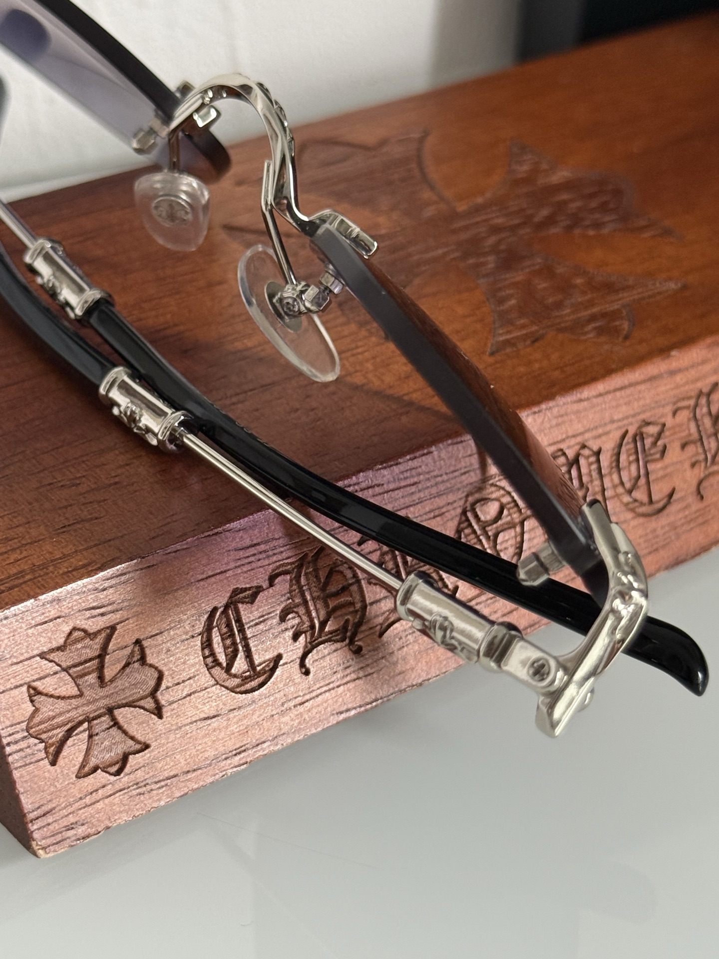 三角形独家首发！特定款！风靡全网经典复古小框太阳镜 CHROME HEARTCH8275 SIZE:56