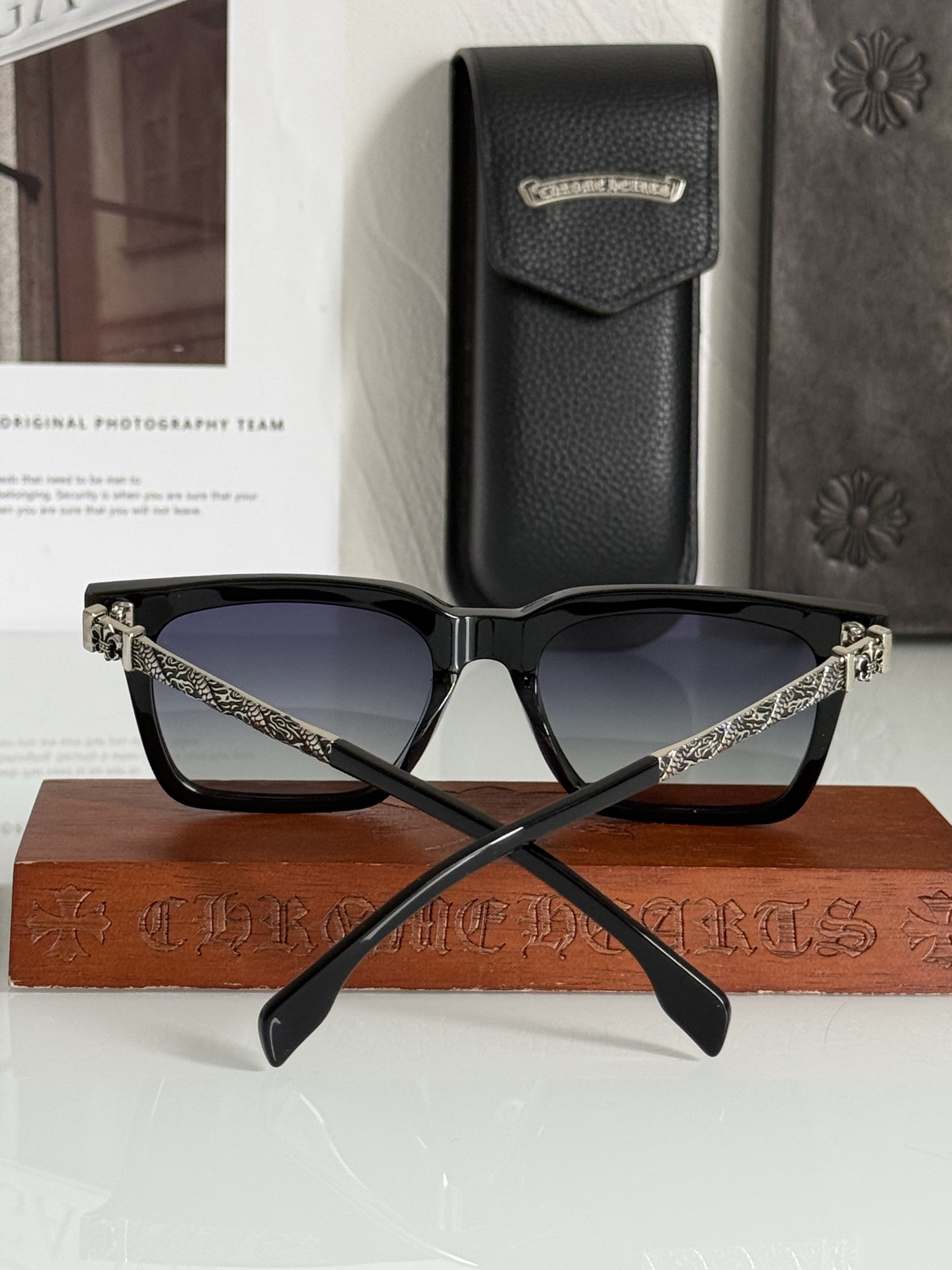 钛！CHROME HEART顶级板材手工打磨抛光而成立体图纹纯钛镜腿 大气时尚CH8271 SIZE：5