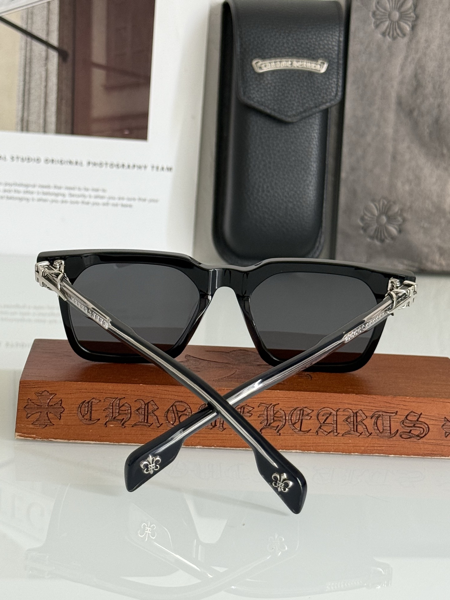 偏光墨镜➰CHROME HEART顶级板材手工打磨抛光而成 立体配饰logo彰显品质 CH8266 SI