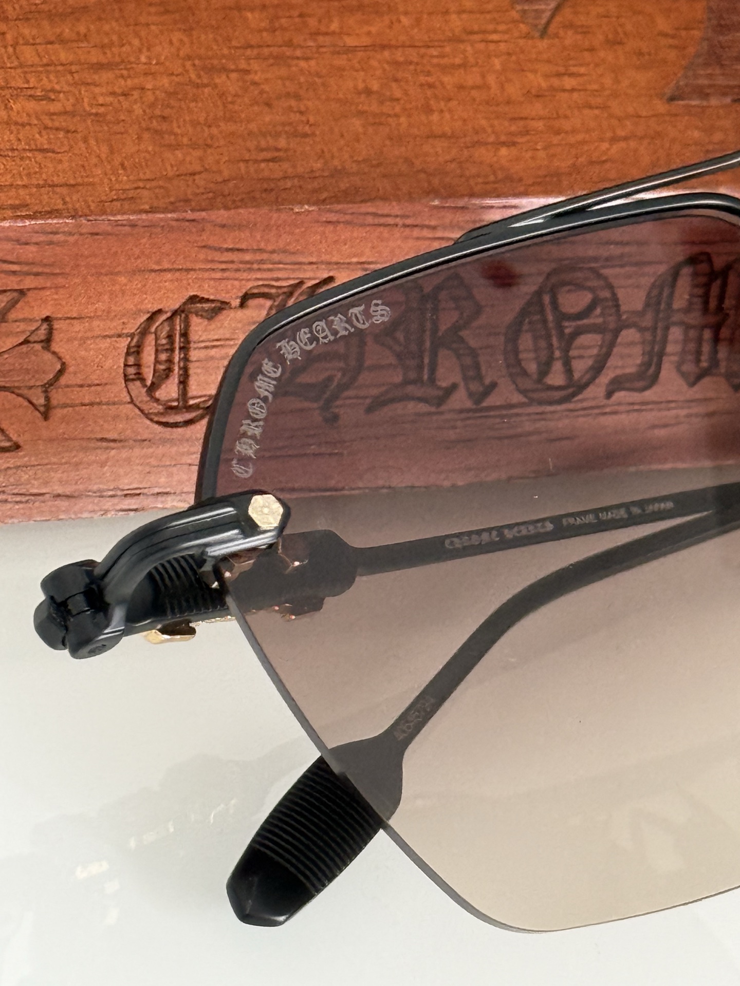 陈伟霆同款！蔡司镜片 高级感拉满！半框美学 拒绝千篇一律 多边形造型搭配一体式双梁设计镜片更稳定兼具时尚