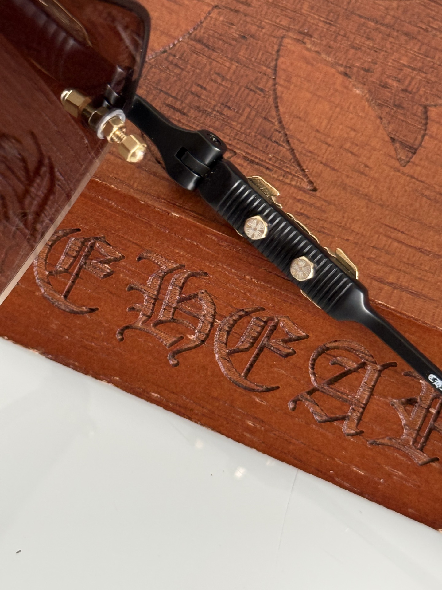 陈伟霆同款！蔡司镜片 高级感拉满！半框美学 拒绝千篇一律 多边形造型搭配一体式双梁设计镜片更稳定兼具时尚