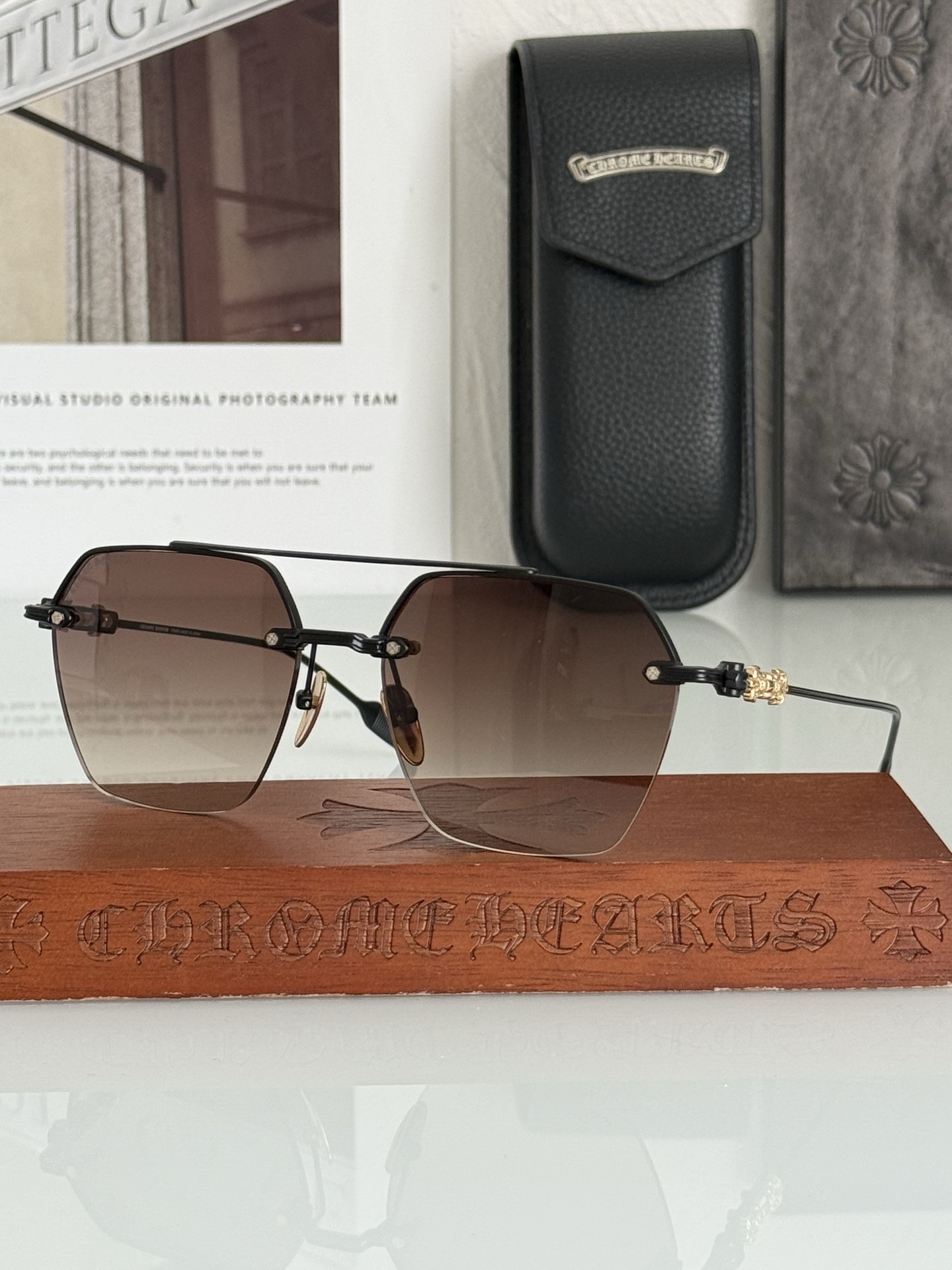 陈伟霆同款！蔡司镜片 高级感拉满！半框美学 拒绝千篇一律 多边形造型搭配一体式双梁设计镜片更稳定兼具时尚