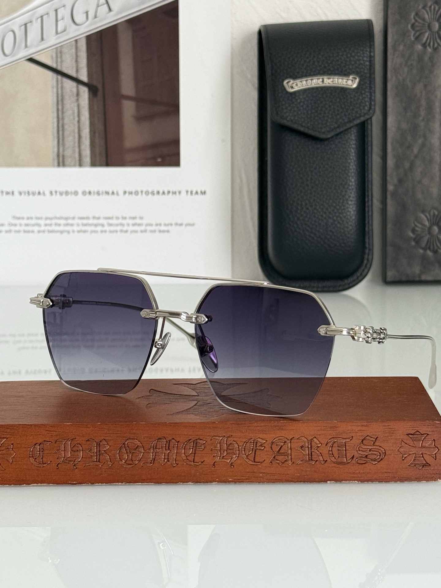 陈伟霆同款！蔡司镜片 高级感拉满！半框美学 拒绝千篇一律 多边形造型搭配一体式双梁设计镜片更稳定兼具时尚