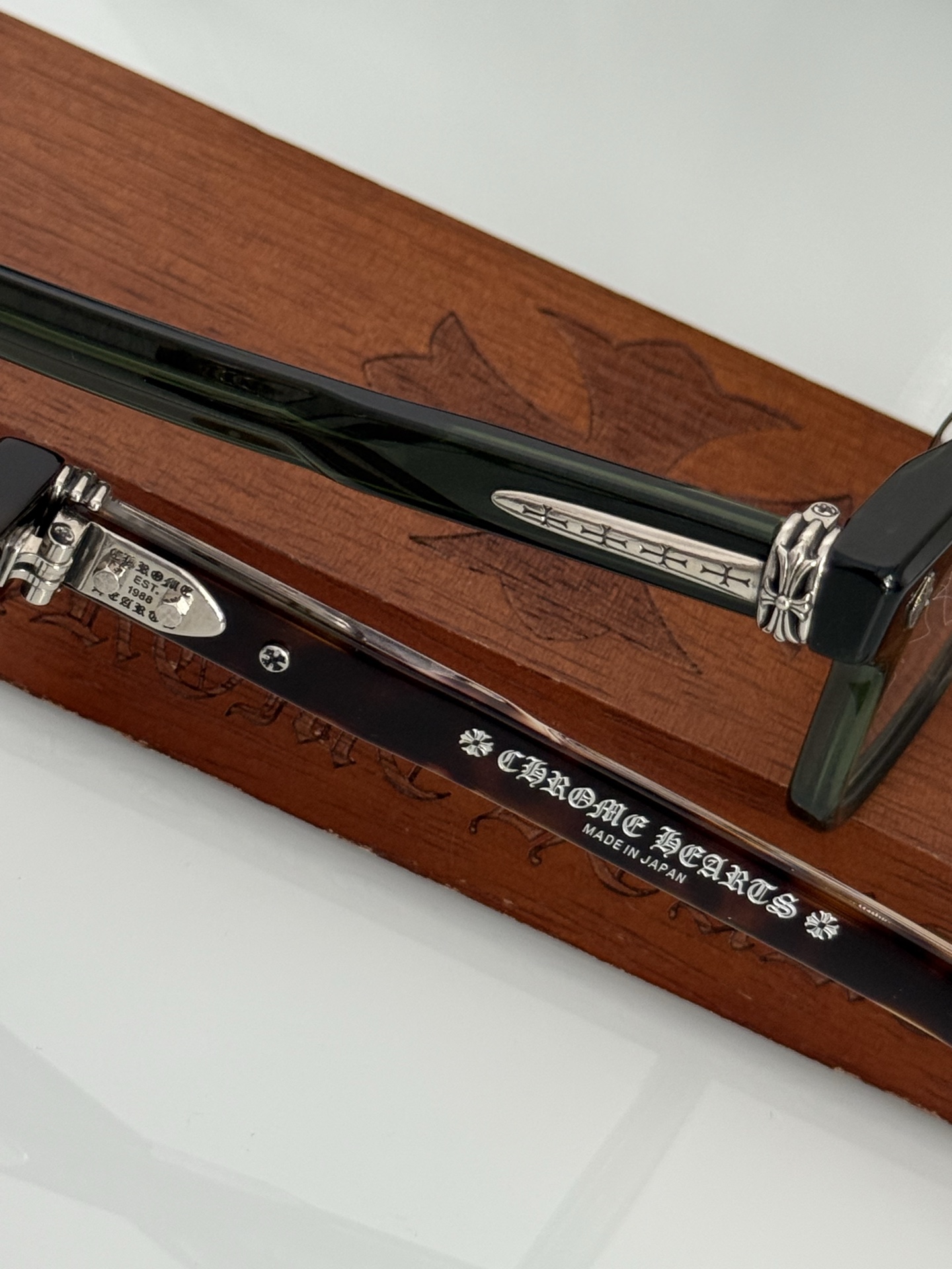 ToP quality原版复刻Chrome heart* PEN 15镜腿内侧全部采用钢印印字 永不褪色