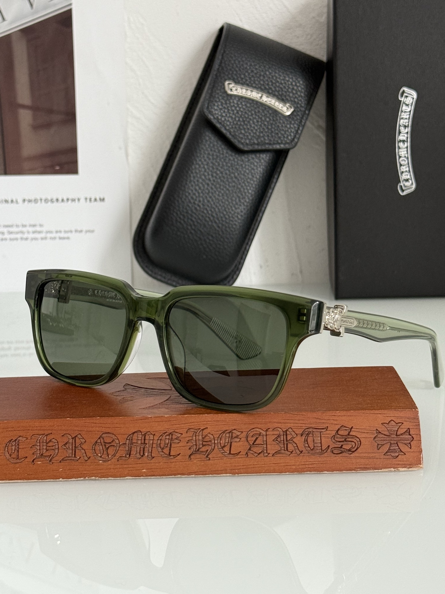 CHROME HEARVAGILLIONAIRE IISIZE:56口19-152