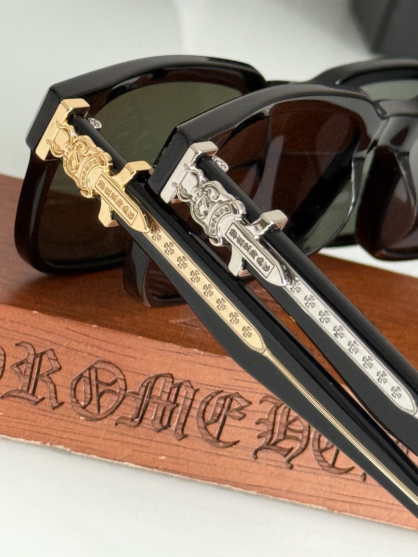 CHROME HEARVAGILLIONAIRE IISIZE:56口19-152
