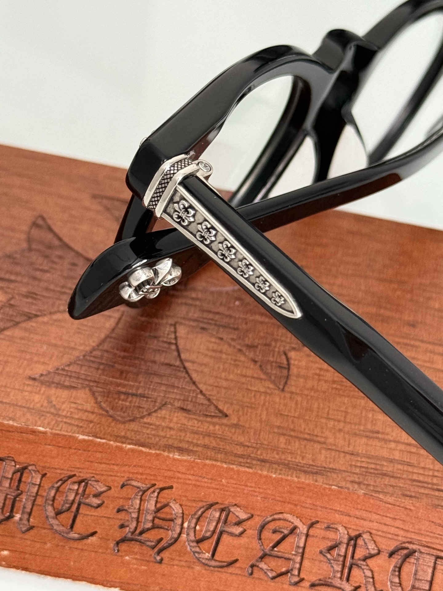 NEW〰️新款潮品代名词 CHROME HEART顶级板材手工打磨抛光而成 质感光泽不同凡想CH8248