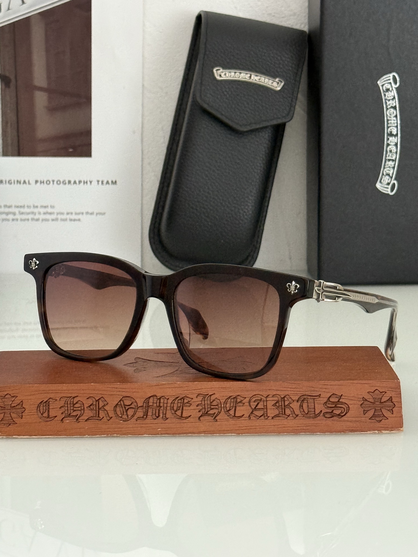 新款！CHROME HEARTCH8345 经典童心花logo笔尾采用立体切割处理处处皆有细节SIZE: