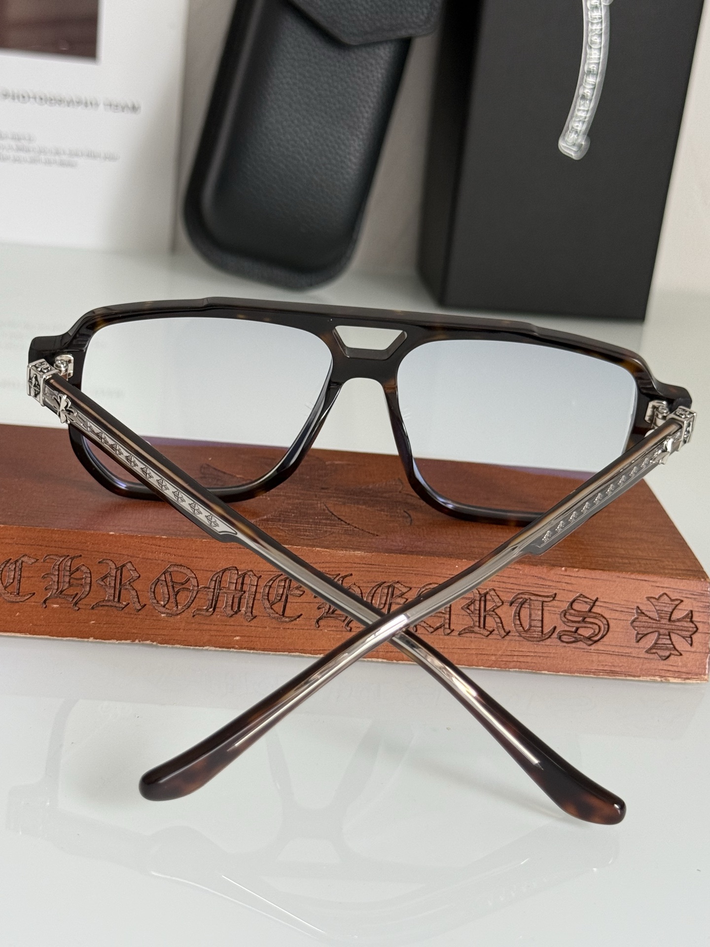 CHROME HEART 將旧美式经典朋克元素融入  细节满分 让你体验高端品质 CH8168 SIZE：55口14-1
