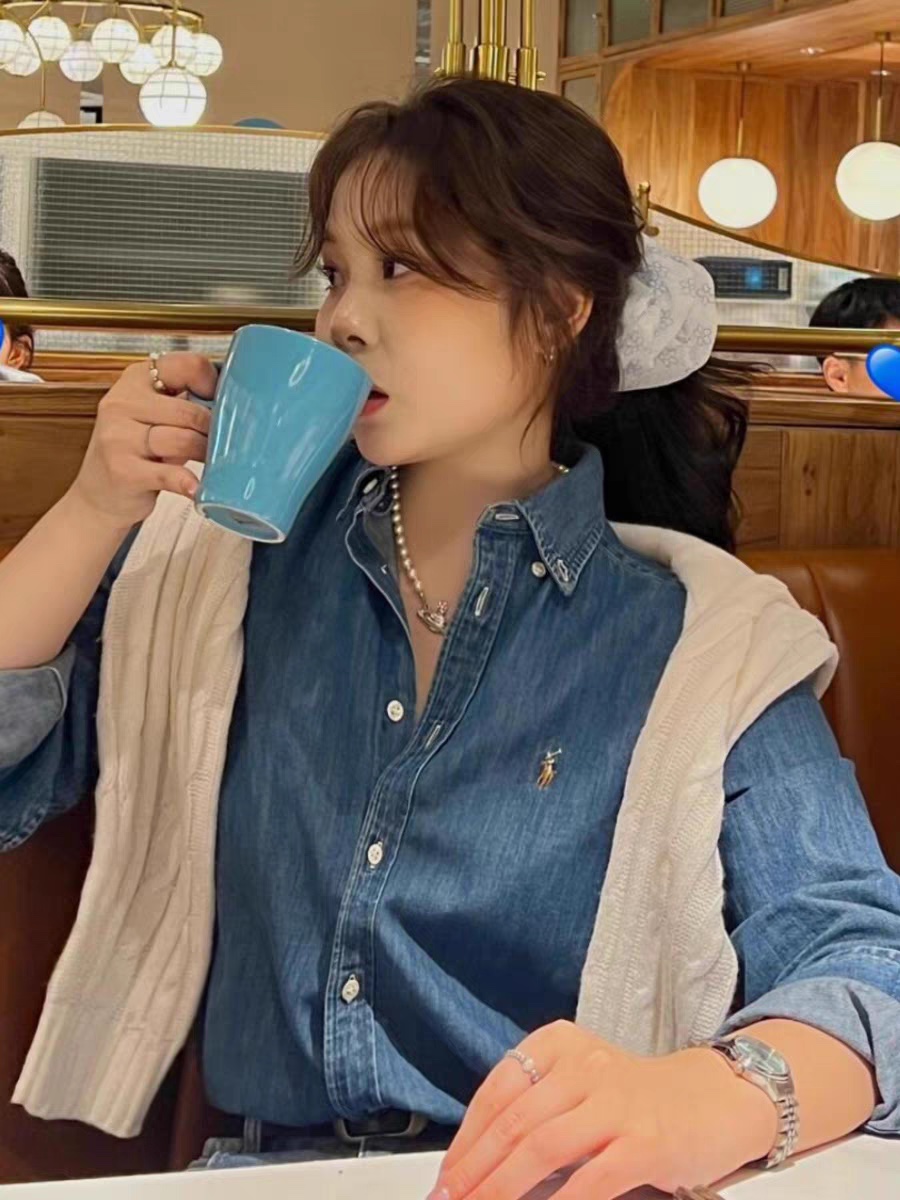 High-Quality Women’s Suit with Polo-Explosive Cowboy Shirt and Embroidered Pony Detail - 图片 6