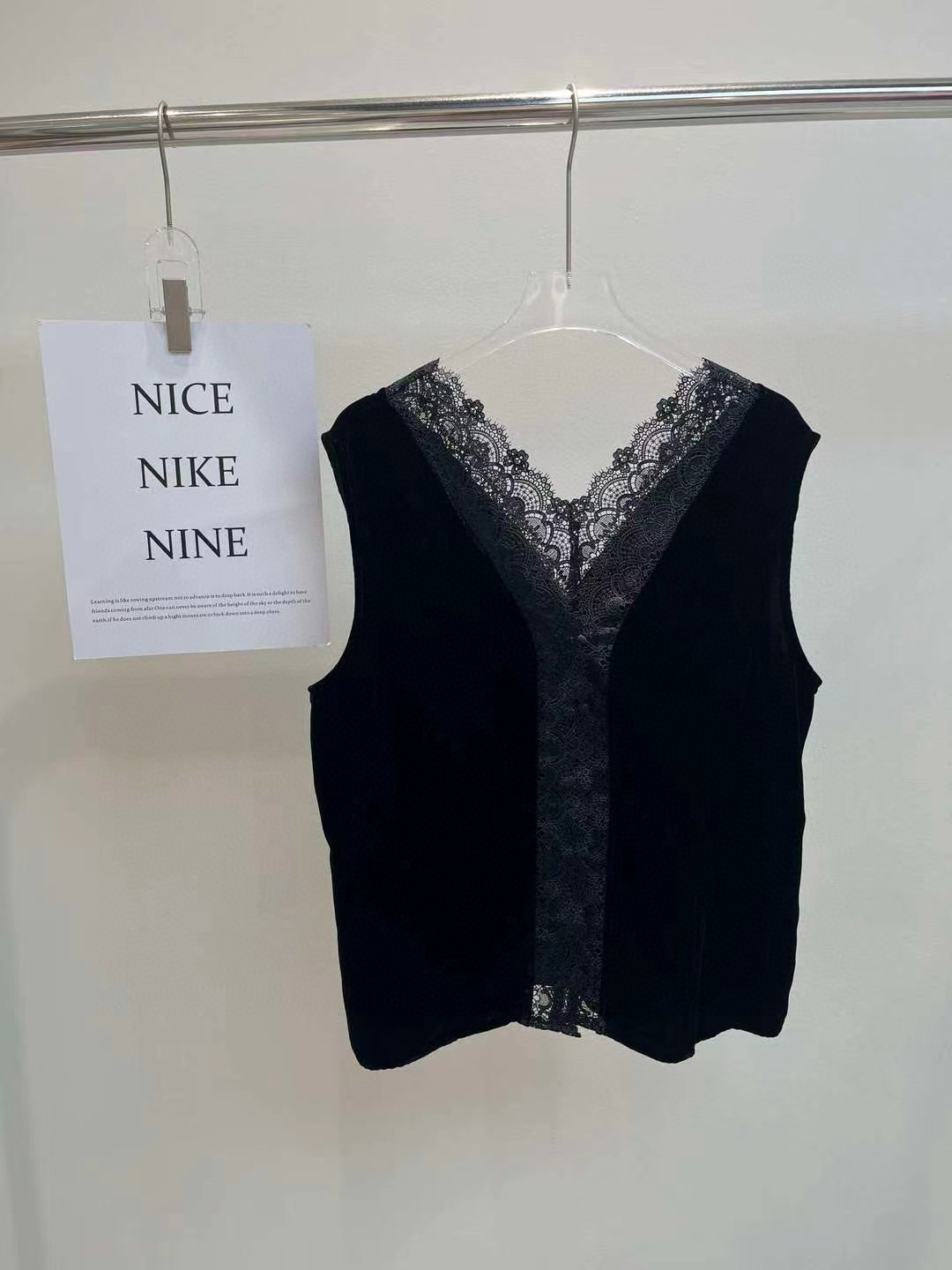 High-Quality Women’s Clothes: Silk Fabrics, Velvet Laces, Small Fragrances, Great Prices - 图片 2