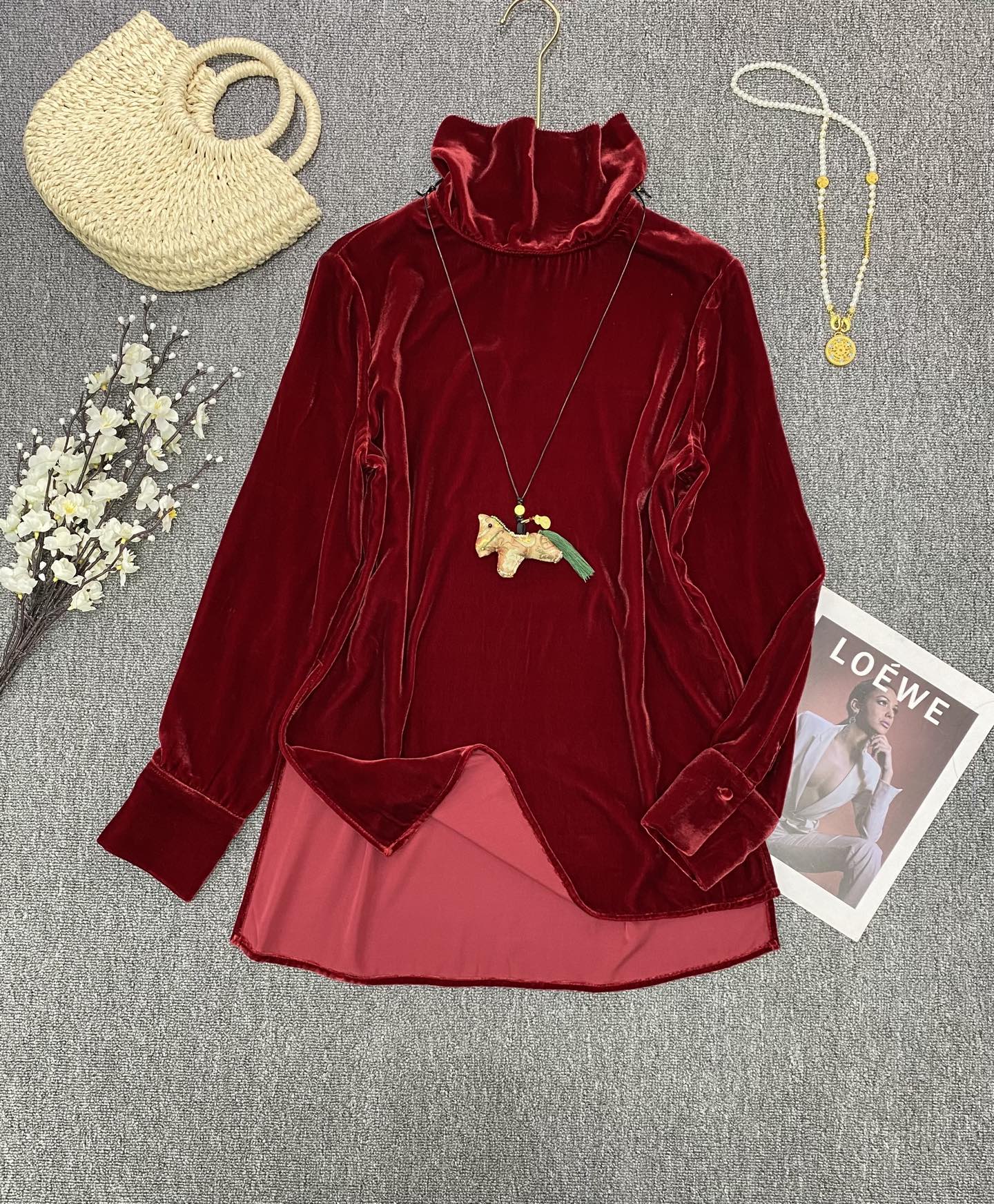 Elegant Silk Velvet Top: Versatile, High-Quality, and Comfortable Blouse 7 i1765162014144 1026 0 5