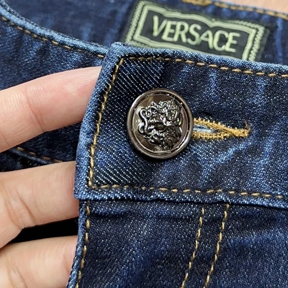 Versace范思哲新款新品专柜有售