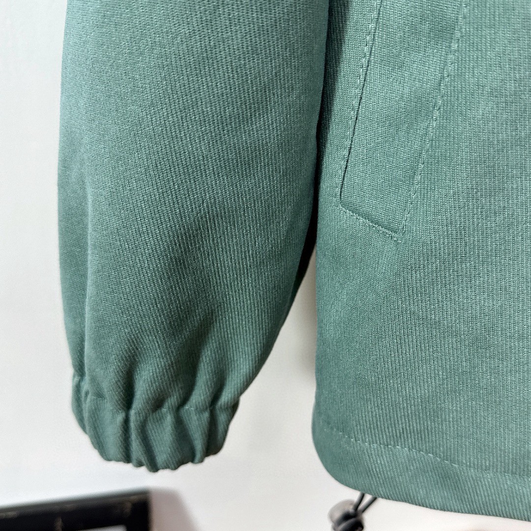 Dior迪奥开春新款经典爆款夹克推荐！男士外套时尚休闲外套夹克高织超细腻的高科技爽滑复合布材质面料的质感
