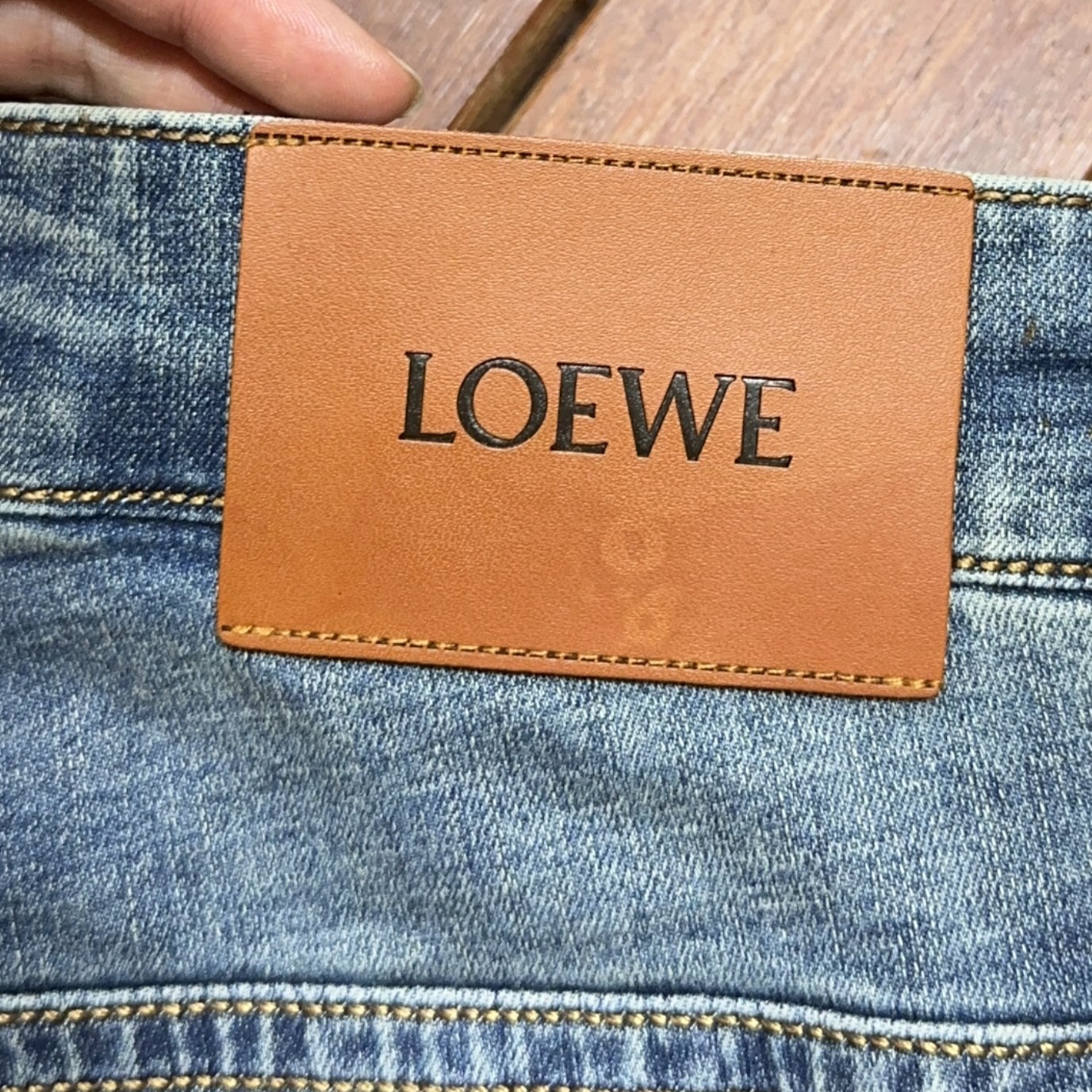 Loewe罗意威新款新品专柜有售实体店极品牛仔裤专柜原版1:1好货适合各个年龄段市场最高版本的欧洲进口面