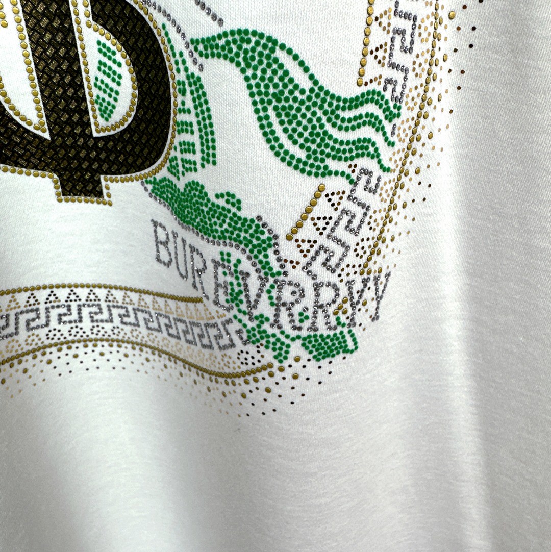  🐮 Burberry 巴宝莉 🔥🆕顶级圆领长袖卫衣👍高级定制百搭款式 任何人都可以轻松驾驭 面料全订制