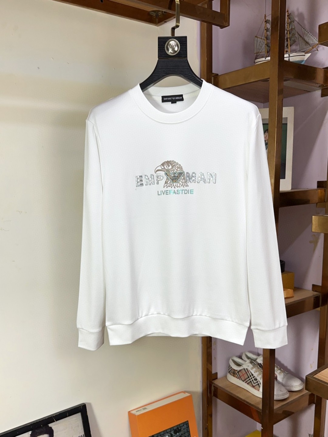  🐮Armani 阿玛尼 休闲圆领款时尚百搭卫衣，独家定制纯棉380克、科技面料，定制原版螺纹，档次极高