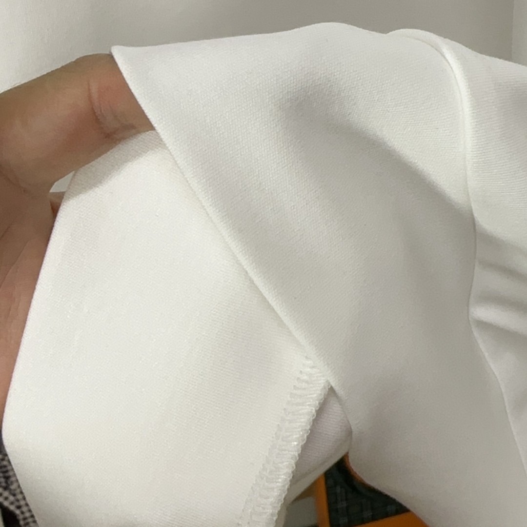  🐮Armani 阿玛尼 休闲圆领款时尚百搭卫衣，独家定制纯棉380克、科技面料，定制原版螺纹，档次极高