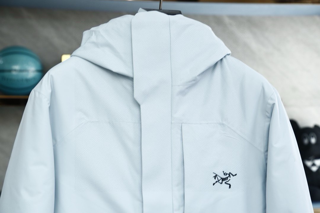 🔥🔥  始祖鸟 秋冬新款羽绒服-外贸公司订单 简约休闲时尚，舒适柔软，内里填充90白鸭绒保暖舒适轻便，无