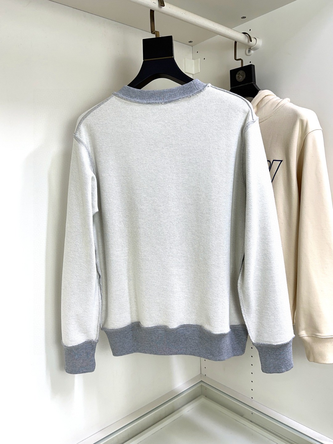 🔥🔥  🐮 Loewe罗意威🔥高版本S-XL🆕顶级长袖圆领卫衣 👍高级定制百搭款，意大利进口面料🐮任何人