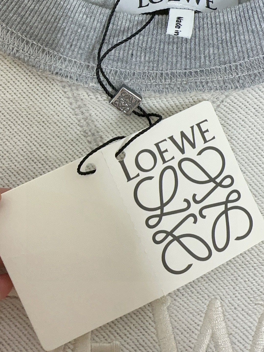 🔥🔥  🐮 Loewe罗意威🔥高版本S-XL🆕顶级长袖圆领卫衣 👍高级定制百搭款，意大利进口面料🐮任何人