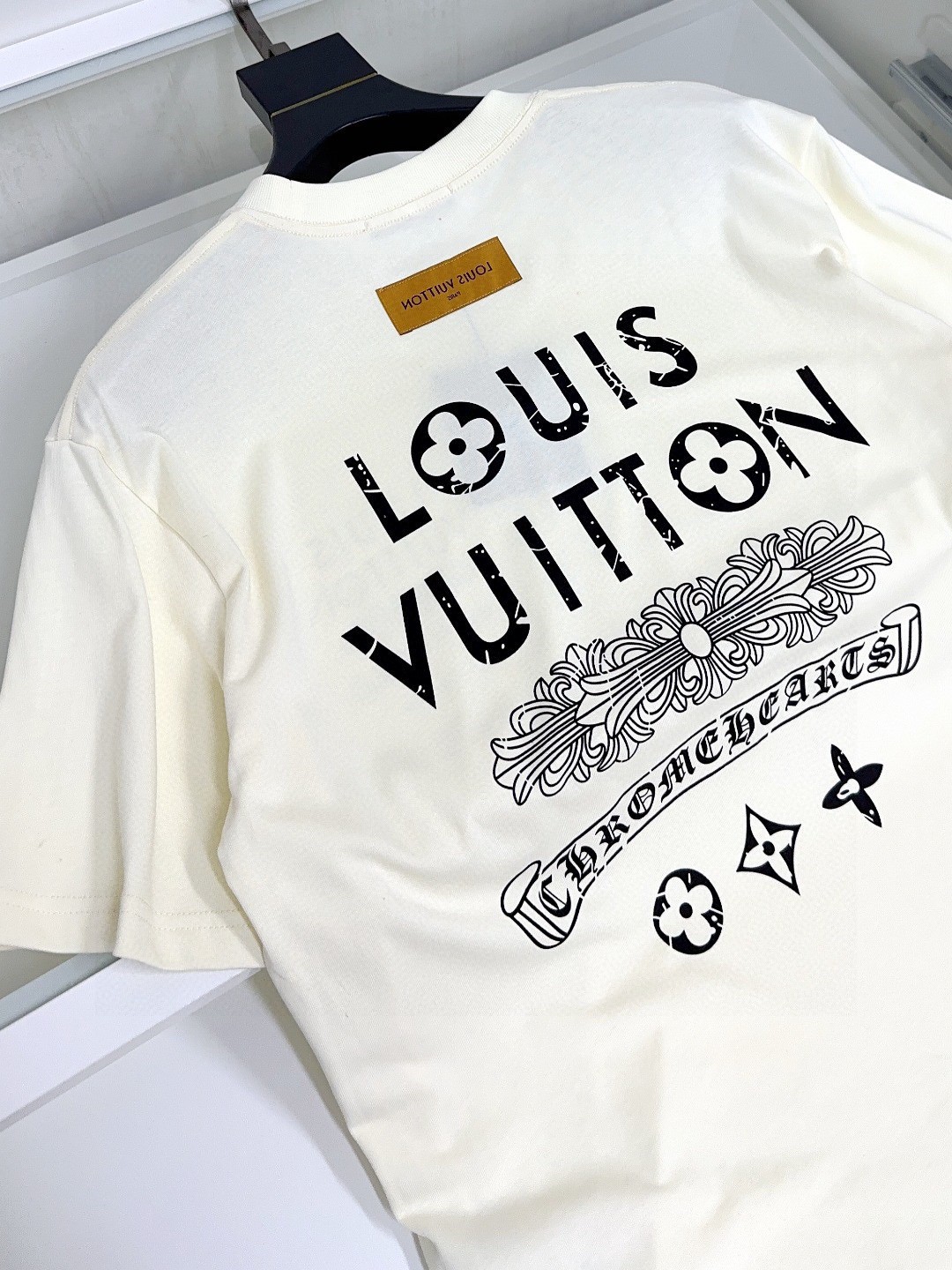 🔥🔥🔥 LV 路易威登 🍃胖哥福音可穿200斤🔥🆕 顶级圆领休闲短袖 顶级版本 👍高级定制百搭款式 任何
