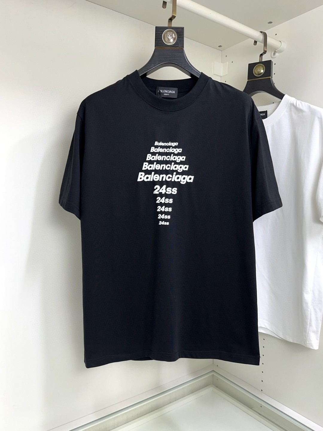 🔥🔥🔥 🐮 Balenciaga 巴黎世家 🔥胖哥福音最大XL可穿200斤🐮高版本 🆕 顶级圆领休闲短袖