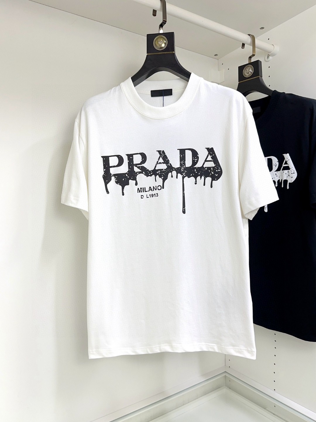 🔥🔥🔥 🐮 Prada 普拉达 🔥 胖哥福音穿200斤 🆕 顶级圆领休闲短袖👍高级定制百搭款式 任何人都
