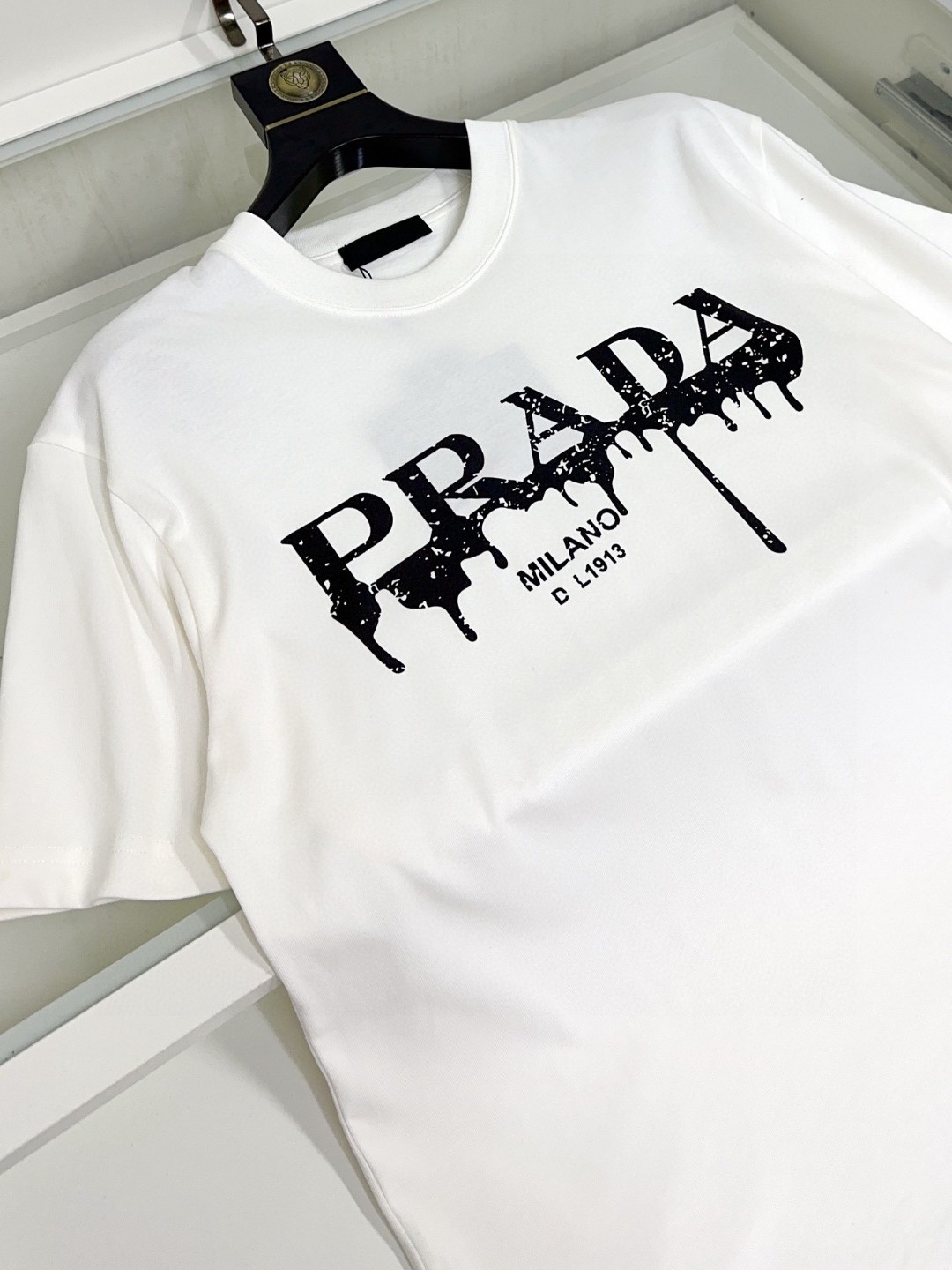 🔥🔥🔥 🐮 Prada 普拉达 🔥 胖哥福音穿200斤 🆕 顶级圆领休闲短袖👍高级定制百搭款式 任何人都