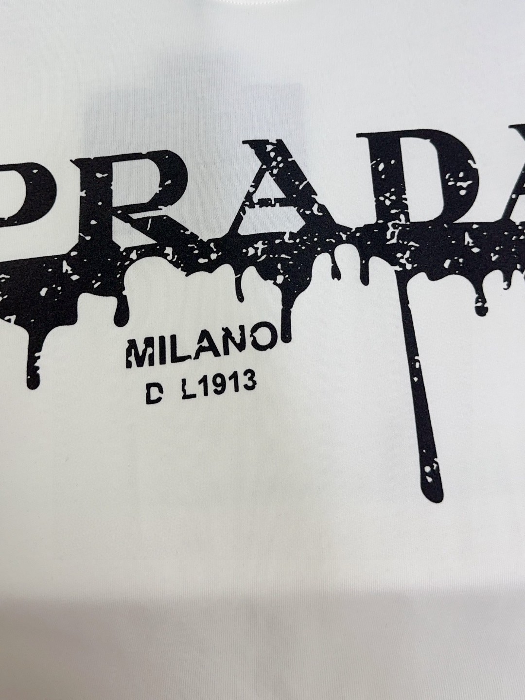 🔥🔥🔥 🐮 Prada 普拉达 🔥 胖哥福音穿200斤 🆕 顶级圆领休闲短袖👍高级定制百搭款式 任何人都