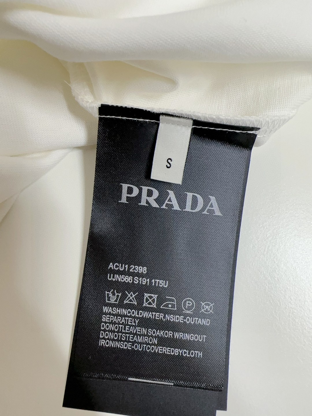 🔥🔥🔥 🐮 Prada 普拉达 🔥胖哥福音最大XL可穿200斤🐮高版本 🆕 顶级圆领休闲短袖👍高级定制百
