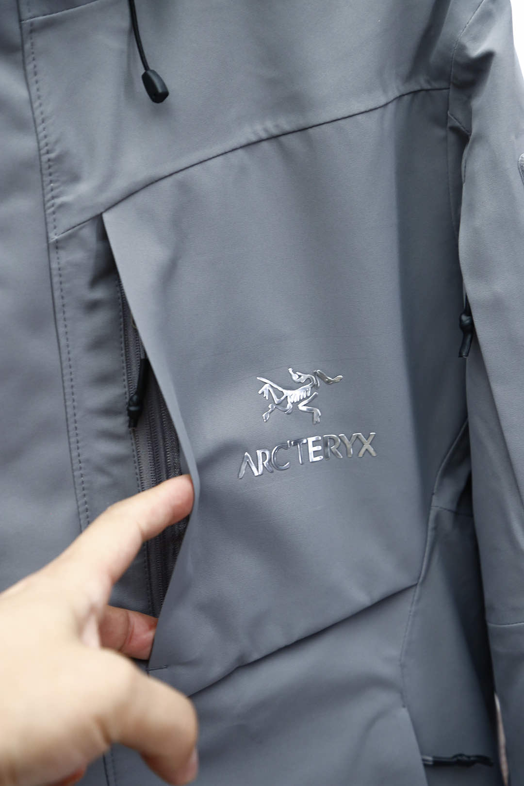 🔥🔥  高品质 始祖鸟 秋冬新款羽绒服-外贸公司订单 简约休闲时尚，舒适柔软，内里填充90白鸭绒保暖舒适
