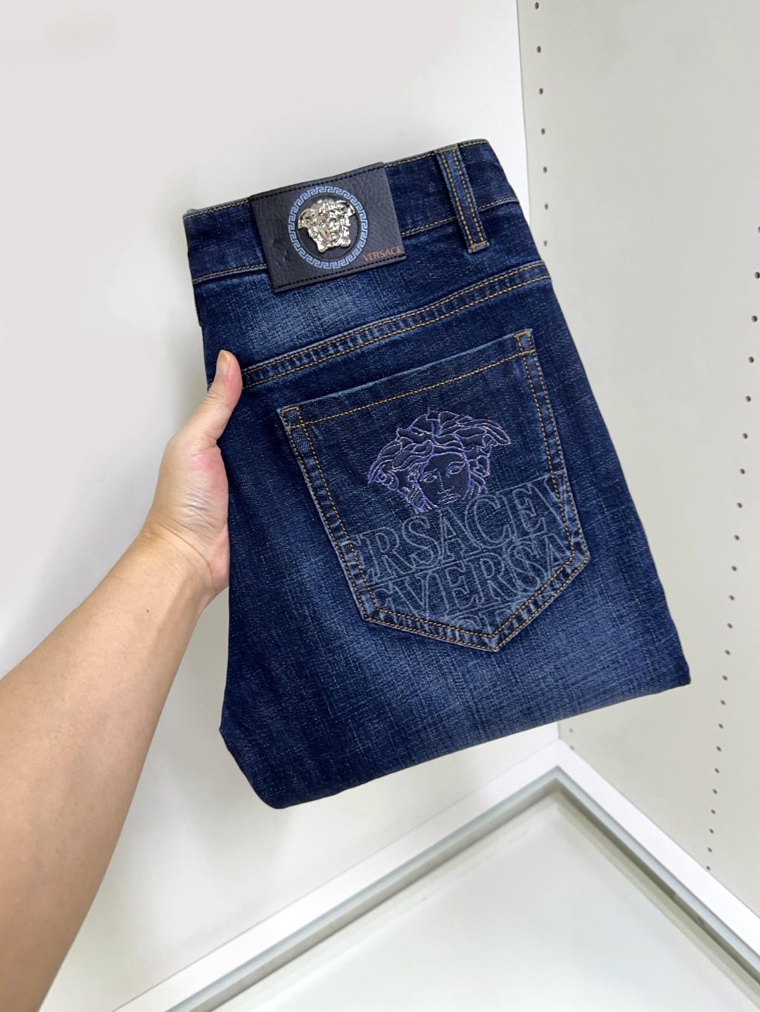 🔥🔥🐂 🌟 Versace 范思哲  🌟🇮🇹🌟 🔥新款新品 专柜有售 实体店极品牛仔裤🐂专柜原版11好货