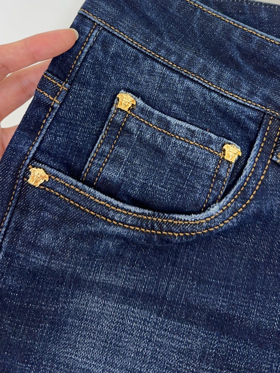🔥🔥🐂 🌟 Versace 范思哲  🌟🇮🇹🌟 🔥新款新品 专柜有售 实体店极品牛仔裤🐂专柜原版11好货