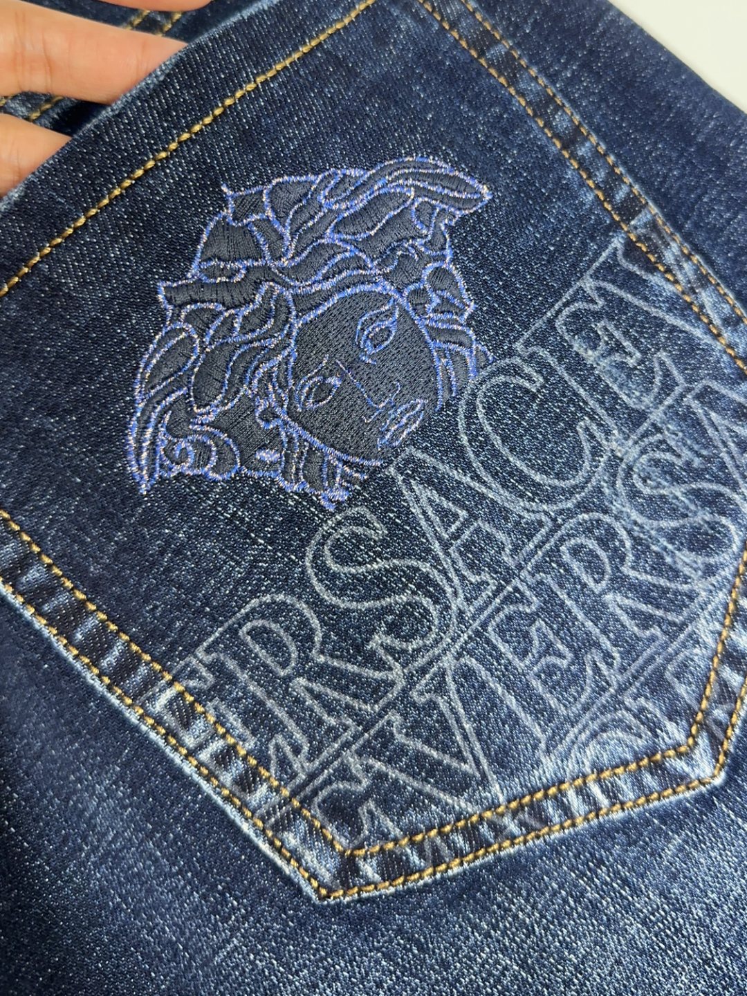 🔥🔥🐂 🌟 Versace 范思哲  🌟🇮🇹🌟 🔥新款新品 专柜有售 实体店极品牛仔裤🐂专柜原版11好货